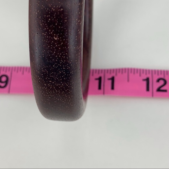 Handmade African Padauk Wooden Bangle Bracelet - Picture 15 of 16